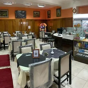 ** Hotel Hospedaje Costanera Argentina
